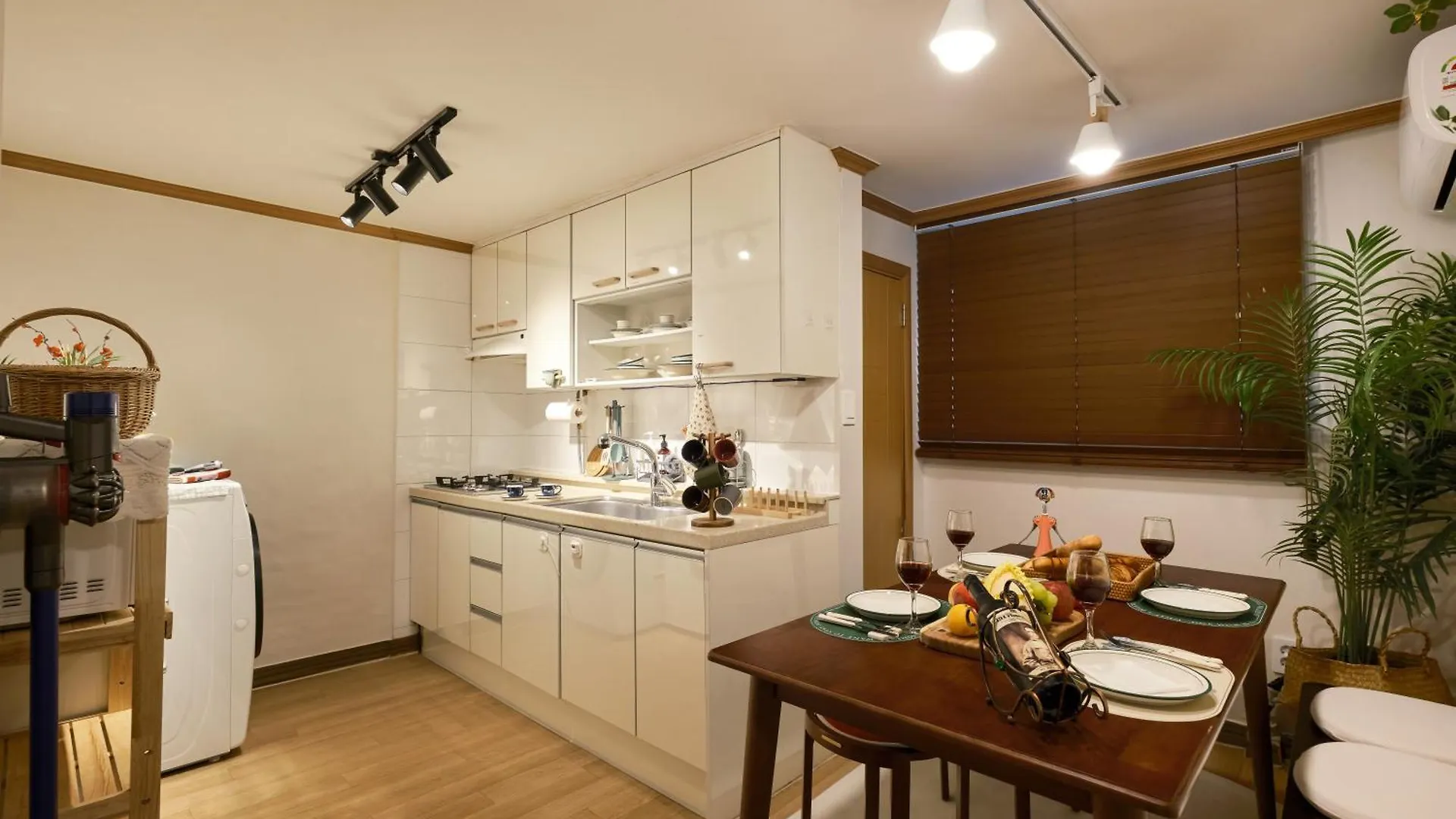 Riverest Hongdae Seoul Apartment